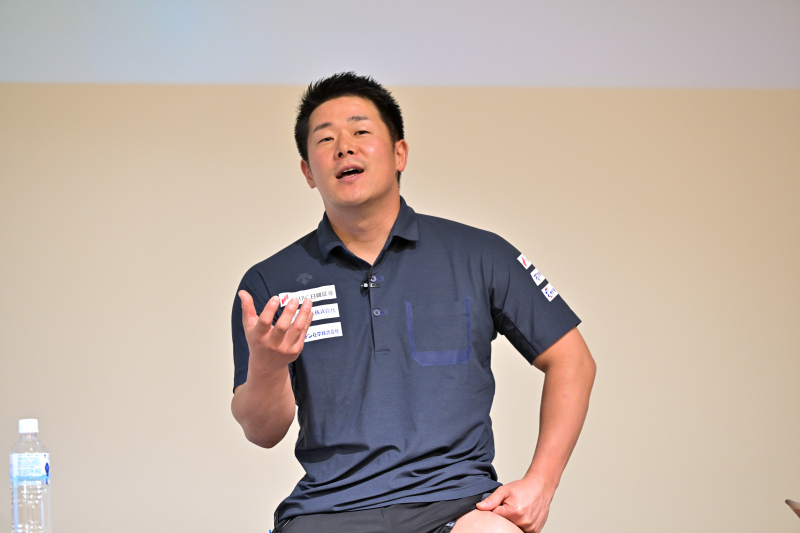 Hiraku Misawa x Takeshi Suzuki. (R-body)