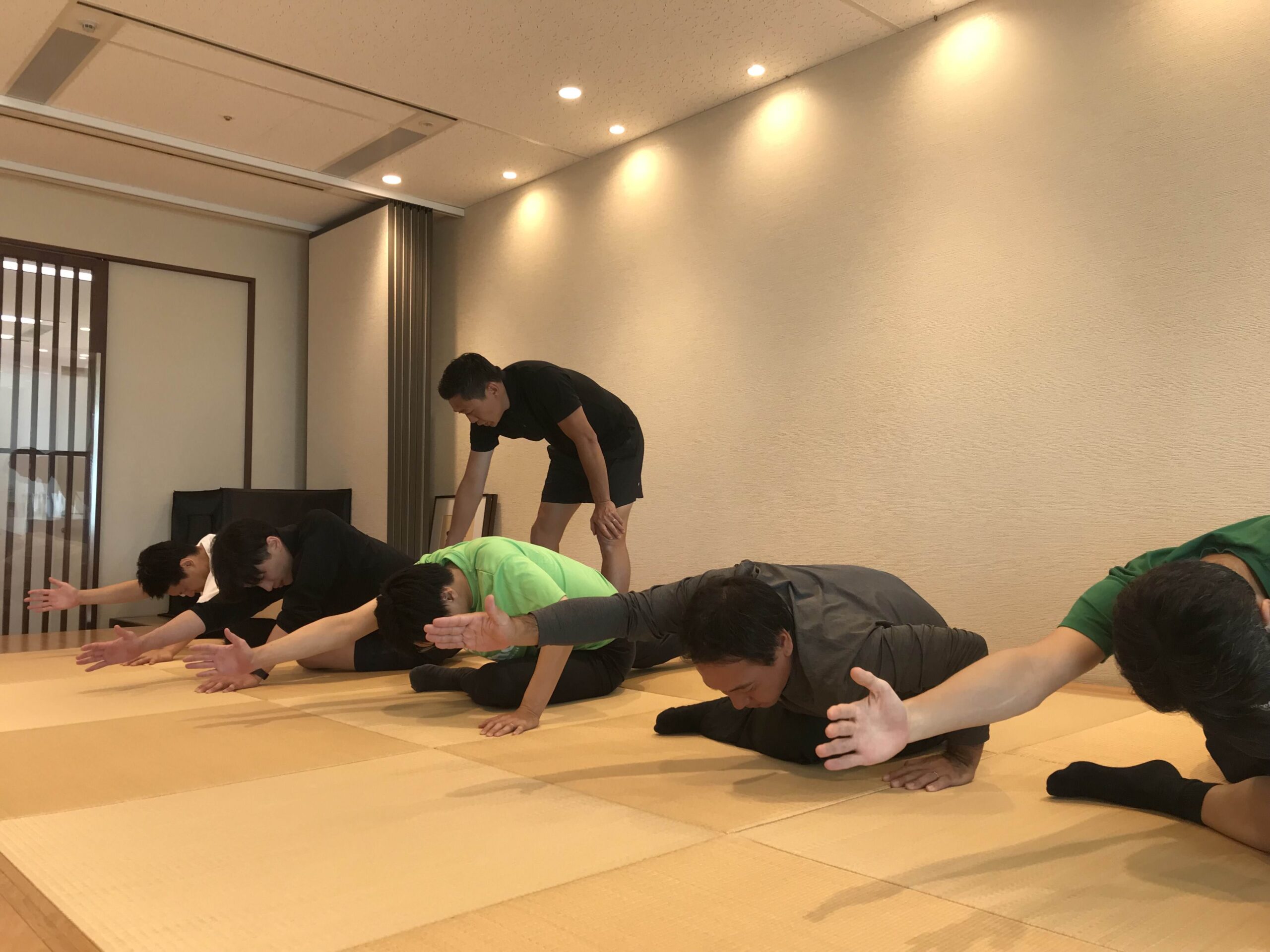 伸栄商事